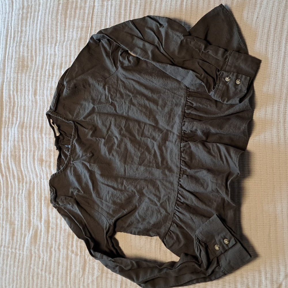 Copper Key Cropped Olive Blouse